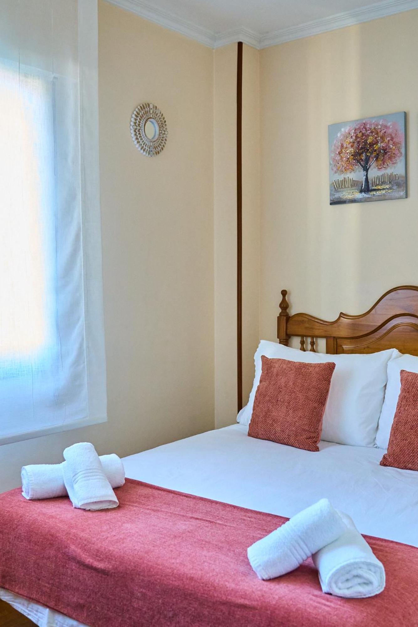 Terraza, 20Min Playas, Lavadora & Secadora, X2 Parking Apartment Понтеведра Екстериор снимка