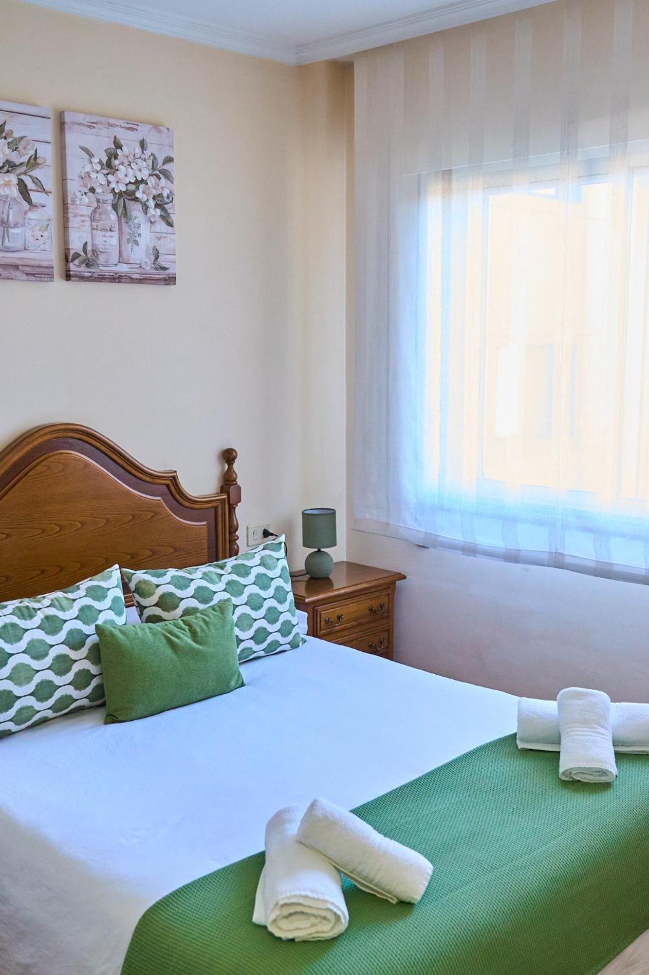 Terraza, 20Min Playas, Lavadora & Secadora, X2 Parking Apartment Понтеведра Екстериор снимка
